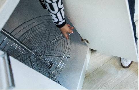 Falkó Bútor - Hatvan - Beépített tároló az Antónia konyhabútorban